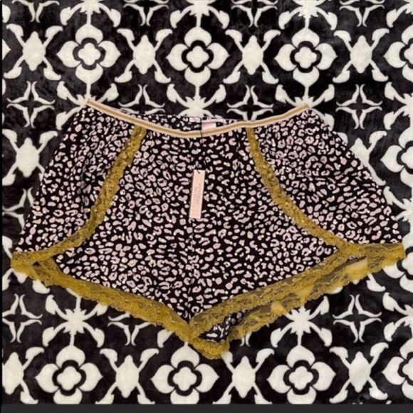 Victoria's Secret Other - Victoria’s Secret Pajama Short